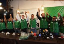 Liderazgos de Morena rompen con su partido y se suman a Hugo Dávila