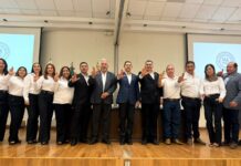 Rector de la UA de C toma protesta a director de la Escuela de Bachilleres “Urbano Riojas Rendón”