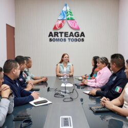 se reúne en Arteaga 2