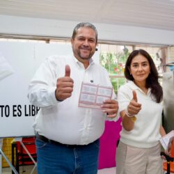 Alcalde de Ramos Arizpe vota y reporta jornada en orden y tranquilidad3