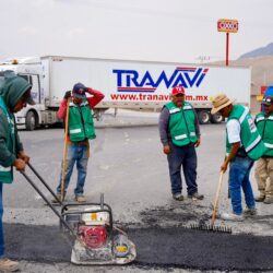 Bacheo y alumbrado avanzan de forma permanente para mantener a Ramos Arizpe en movimiento2