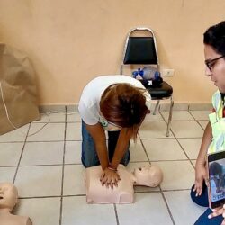 Capacitan en primeros auxilios a personal de bibliotecas de Ramos Arizpe4