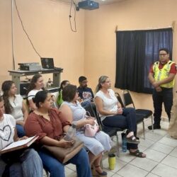 Capacitan en primeros auxilios a personal de bibliotecas de Ramos Arizpe6