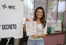 Claudia Garza ejerce su derecho al voto; una jornada electoral en paz