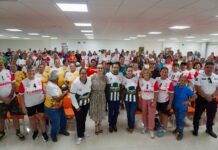 DIF Torreón entrega uniformes a participantes que representaran al municipio en los “Juegos Estatales del Adulto Mayor 2026”
