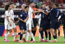 España vence a Uruguay y avanza como líder; la Celeste queda eliminada