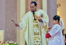 Feligreses participan en misa votiva en honor a San Nicolás de Tolentino