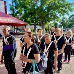 Feligreses participan en misa votiva en honor a San Nicolás de Tolentino5