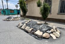 Montículos de escombro generan inconformidad entre vecinos de la colonia El Mirador