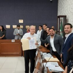 Morena obtuvo cinco, mientras que PRI, PT, UDC y Nuevas Ideas una diputación cada uno, bajo el principio de representación proporcional 5
