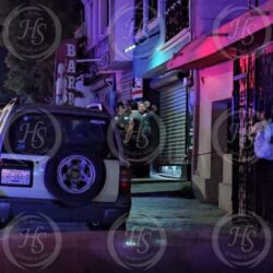 Muere hombre tras ser apuñalado; alcanzó a llegar a una barbería para pedir ayuda