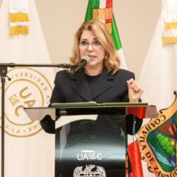 Reconoce UAdeC a Egresados que Acreditaron con Sobresaliente el EGEL-CENEVAL y Domina-Bach10
