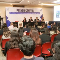 Reconoce UAdeC a Egresados que Acreditaron con Sobresaliente el EGEL-CENEVAL y Domina-Bach11