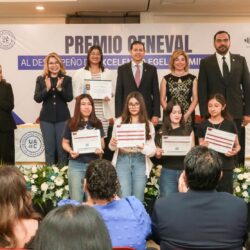 Reconoce UAdeC a Egresados que Acreditaron con Sobresaliente el EGEL-CENEVAL y Domina-Bach2