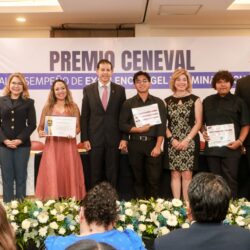 Reconoce UAdeC a Egresados que Acreditaron con Sobresaliente el EGEL-CENEVAL y Domina-Bach5