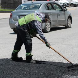 Rehabilita Javier Díaz vialidades clave en Saltillo
