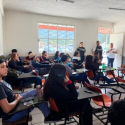 UTC promueve su oferta educativa entre estudiantes de San Antonio de las Alazanas6