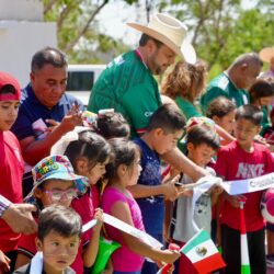 Vecinos agradecen nueva plaza en Estación Higo2