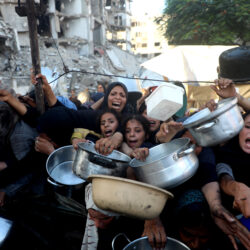 MEDIO ORIENTE-CIUDAD DE GAZA-ALIMENTOS GRATUITOS-HAMBRE