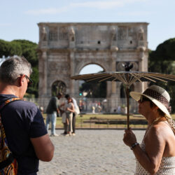 ITALIA-ROMA-OLA DE CALOR