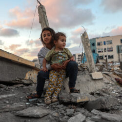 MEDIO ORIENTE-CIUDAD DE GAZA-VIDA COTIDIANA-NIÑOS DESPLAZADOS