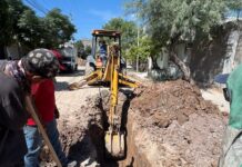 Rehabilitan drenaje sanitario en Zaragoza Sur de Torreón para beneficiar a cientos de familias