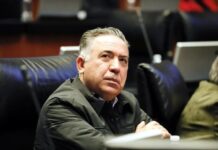 Senador de Morena acusado por Estados Unidos de vínculos con el narco rechaza dejar el cargo