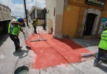Impulsa Javier Díaz movilidad segura con rehabilitación de banquetas