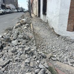 Mejoran la movilidad peatonal con rehabilitación de banquetas en la Zona Centro de Ramos Arizpe2