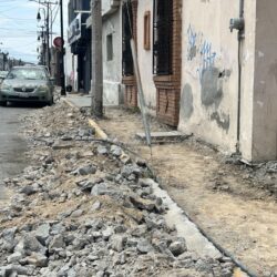 Mejoran la movilidad peatonal con rehabilitación de banquetas en la Zona Centro de Ramos Arizpe3