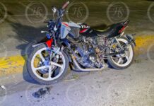 Motociclista de 19 años muere tras aparatoso accidente en el periférico LEA; investigan la mecánica del percance