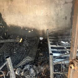 Voraz incendio deja en la calle a familia con tres menores; piden apoyo de la ciudadanía4