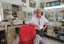 En Saltillo, ladrones dejan a peluquero de 92 años sin instrumentos de trabajo