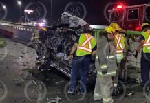 Fallece joven tras impactarse e incendiarse su automóvil en distribuidor vial