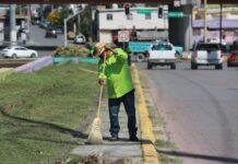 Intensifica Javier Díaz trabajos de desazolve y limpieza de espacios públicos