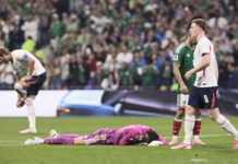 México murió de pie: el Tri le sacó un susto a Inglaterra, pero quedó fuera del Mundial