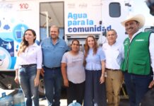 Llevan Gobierno de Coahuila y Arca Continental agua potable a Ramos Arizpe