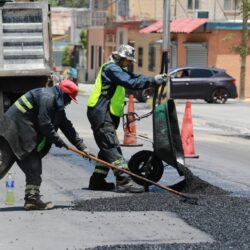 Avanza rehabilitación de pavimento en bulevar Francisco Coss