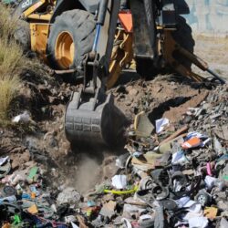 Continúan labores de limpieza en arroyos de Saltillo2