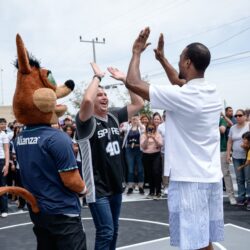 Deporte y recreación en las 3 plazas rehabilitadas por Harrison Barnes1
