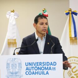 Entrega UAdeC las Becas de Movilidad Estudiantil 2026 “Lobos Internacionales”2