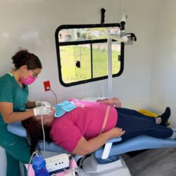 Lleva Amor en Movimiento servicios gratuitos de salud a los ejidos de Saltillo8