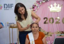 Reconocen a adultas mayores con tradicional coronación en Cañadas del Mirador