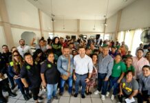 Se reúne Comisaría con vecinos de 8 colonias