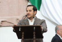 Simplificar trámites a pequeños negocios, promueve Guillermo Ruiz