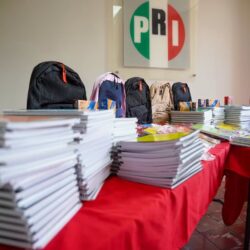 Tomás Gutiérrez fortalece campaña de útiles escolares del PRI Ramos Arizpe3