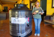 Apoya Ramos Arizpe economía familiar con tinacos a bajo costo