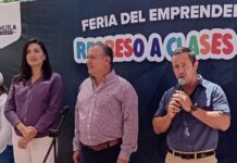 Aprovechan saltillenses la Feria del Emprendedor, edición Regreso a Clases