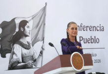 Justifica Sheinbaum becas universales en educación básica