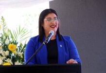 Presenta directora de la Preparatoria Número Uno de la UA de C su segundo informe de resultados